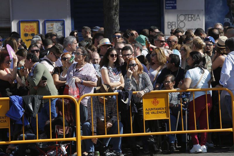 Búscate en la mascletà del 2 de marzo