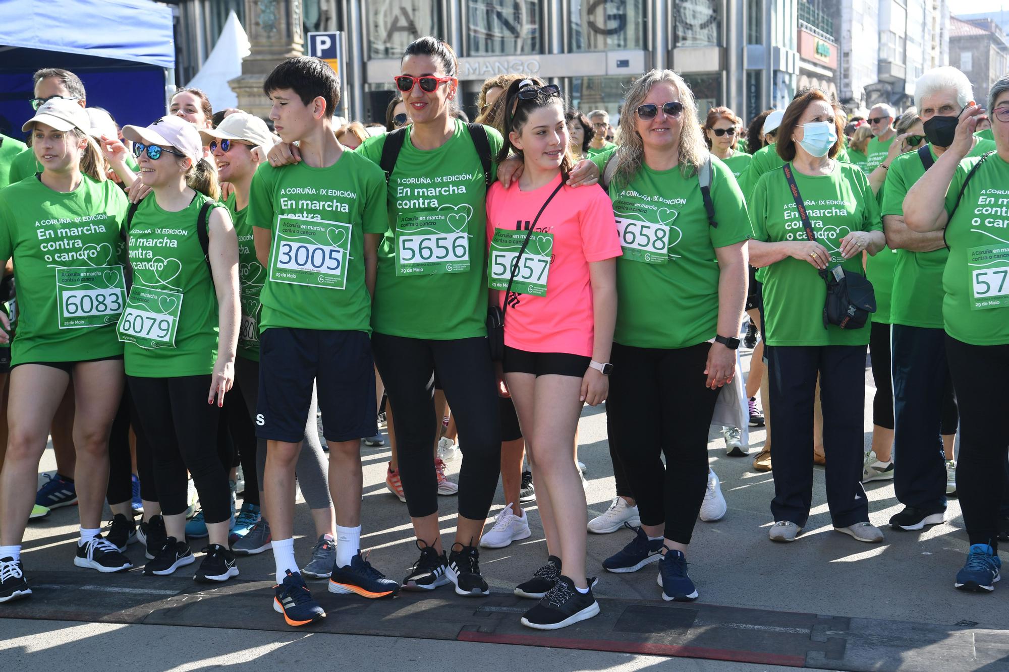 La Carrera contra el Cáncer tiñe de verde la ciudad