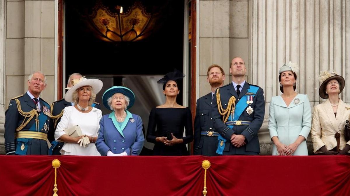 Enrique y Meghan rompen con las tradiciones de la familia real