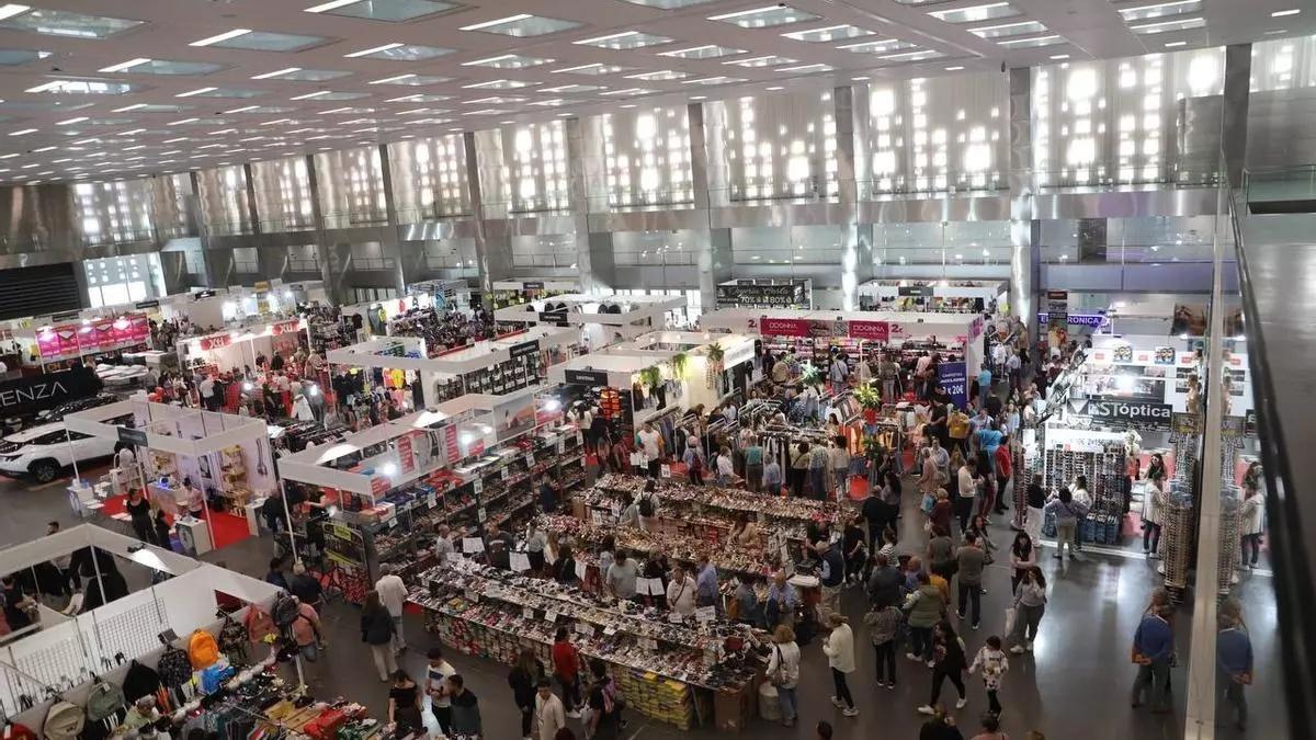 Pasada edición de la Feria Outlet en Córdoba.