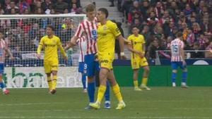 Roja directa a Abqar por pellizcar a Sorloth a la altura de la entrepierna