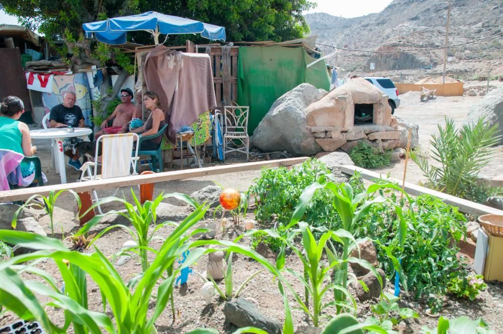 Afectados por la nueva playa de Tauro