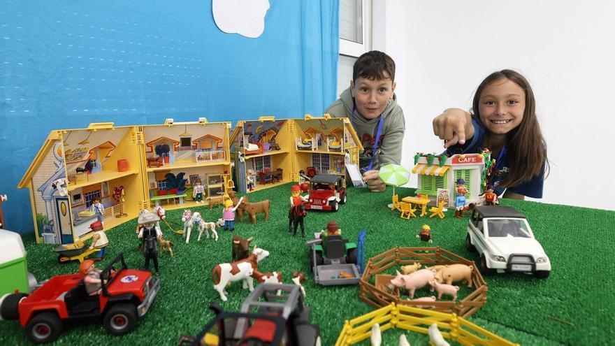El CEIP Portonovo convierte sus aulas en un museo creado por 200 pequeños artistas