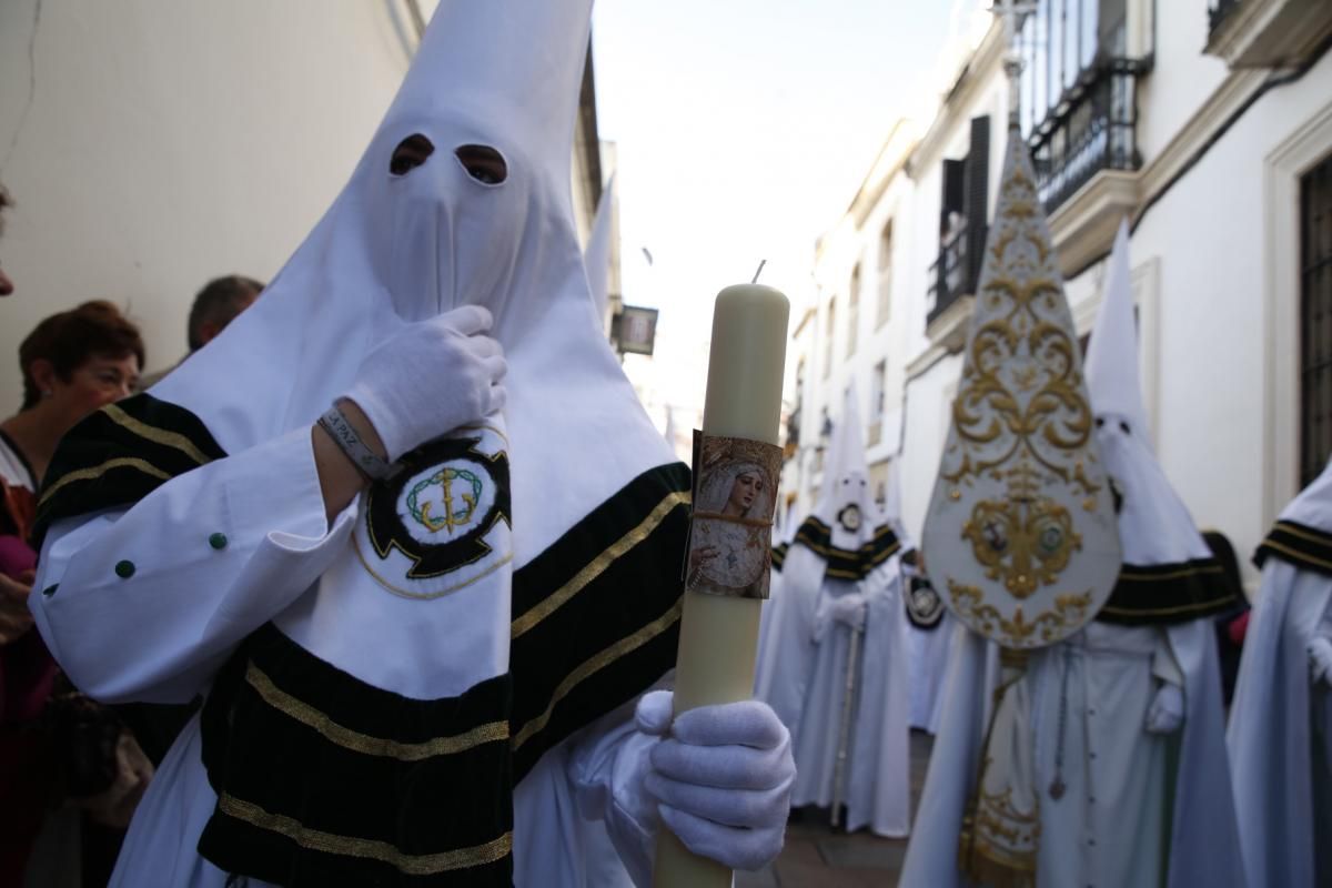 La hermandad de la Paz ha enseñado a Córdoba el volumen de su devoción y fe