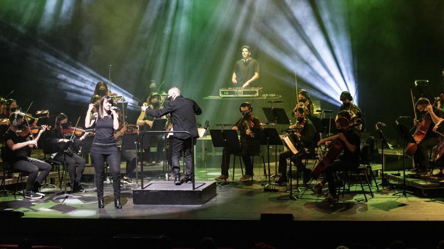 Un moment de la funció que ja es va fer «ElectroBacasis» al Kursaal