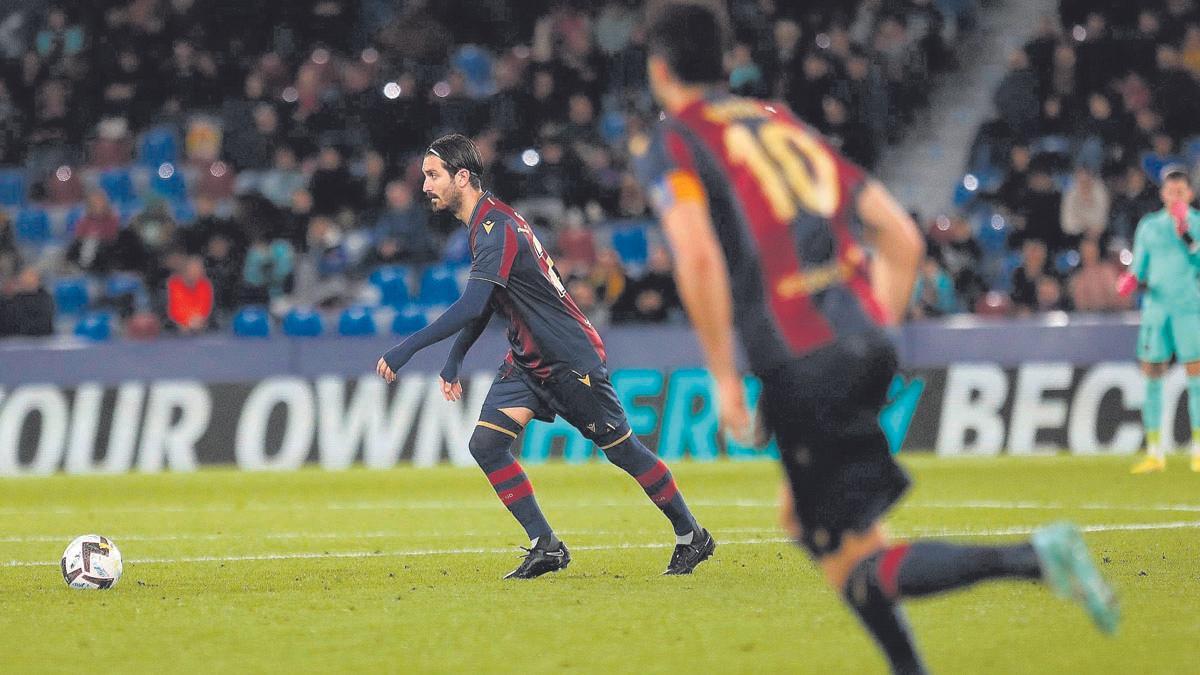 Campaña e Iborra, durante un partido del Levante UD