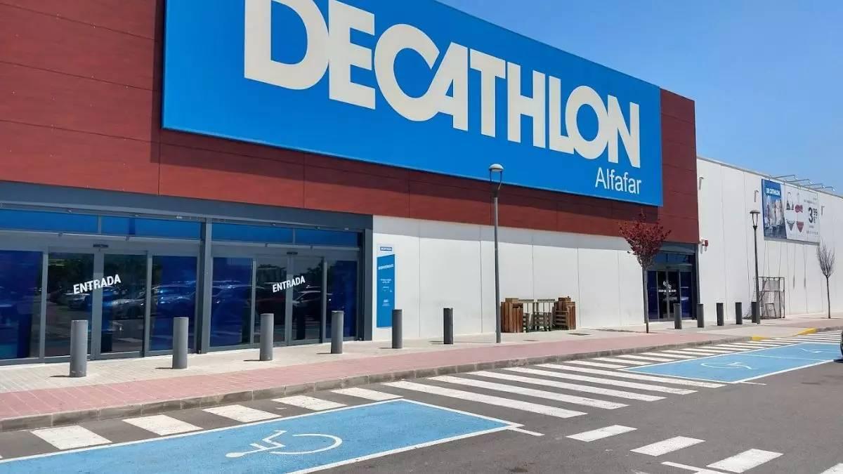 Cierre Tiendas Decathlon