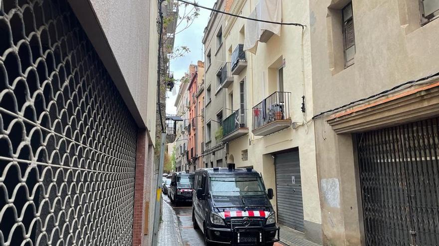 Los Mossos d&#039;Esquadra han detenido este jueves 21 de abril a un joven por su presunta relación con la agresión sexual de una menor en Igualada (Barcelona).