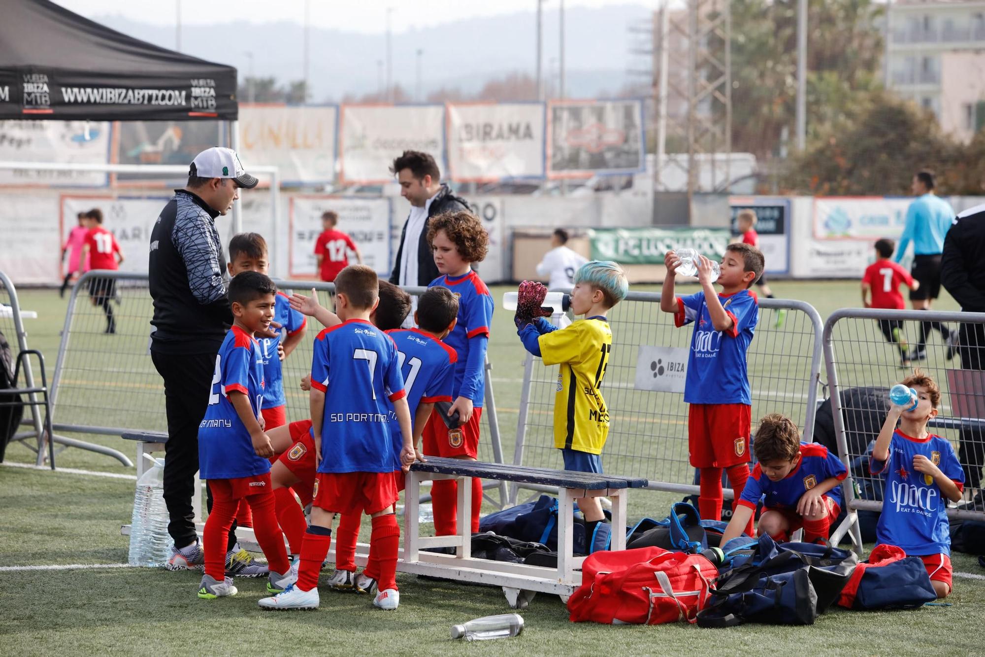 Todas las imágenes del torneo de fútbol Fibwi en Ibiza