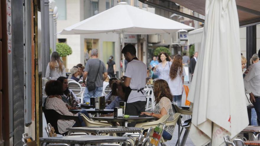 Elche tendrá un observatorio para controlar el ruido y dará voz a vecinos, empresarios y a la Policía