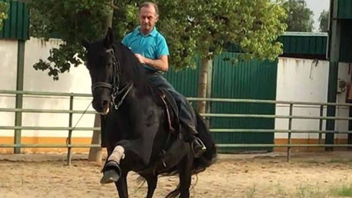 Filipe Jorge Da Costa, la víctima, montando a caballo.