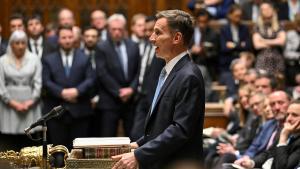 El ministro de Finanzas británico, Jeremy Hunt, durante la presentación del Presupuesto en el Parlamento, este miércoles.