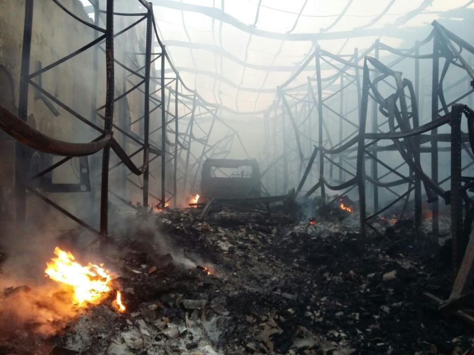 Controlado el incendio del polígono de Marratxí