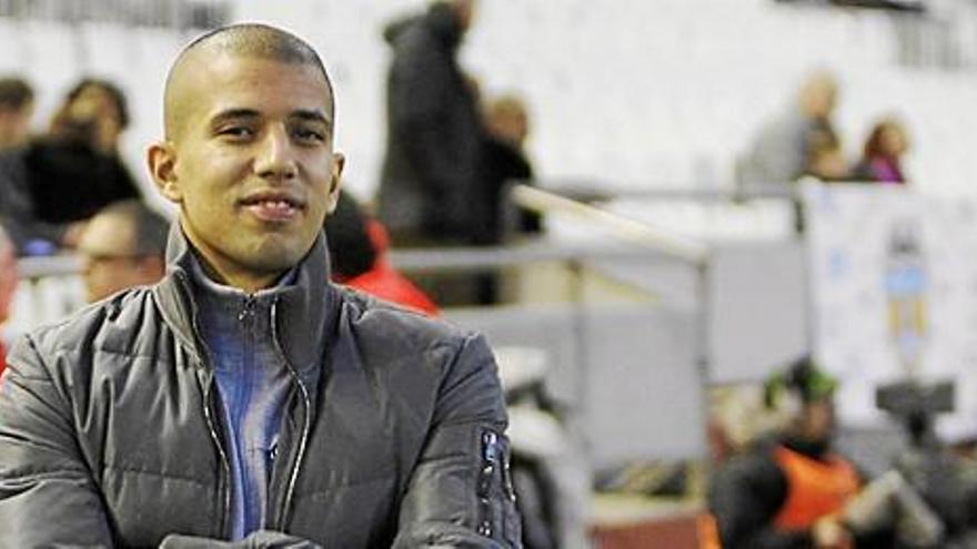 Feghouli presenció el partidazo desde el palco