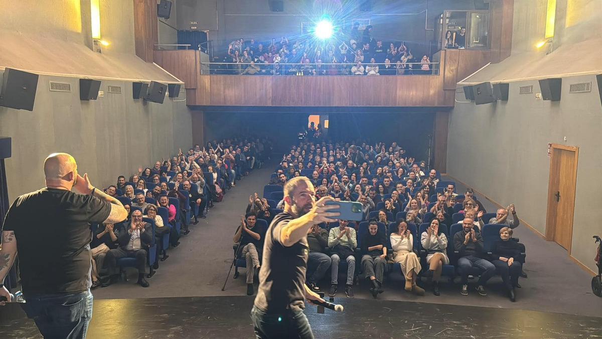 El Cine-Teatro de Alguazas cuenta con una amplia cartelera que ofrece programación todas las semanas.