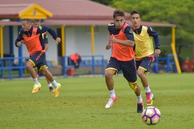 Entrenamiento de la UD Las Palmas, con el nuevo ...