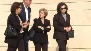 Amigos, familiares y compañeros del PP despiden en Huelva a la exministra Fátima Báñez