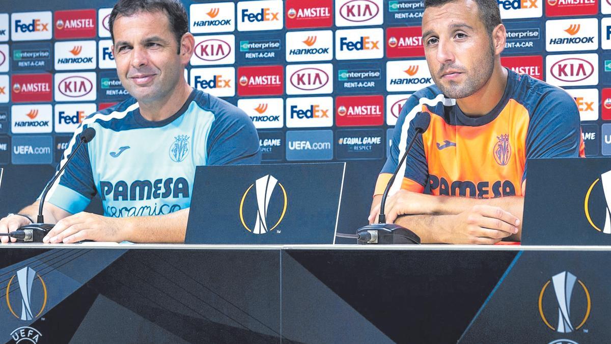 Calleja y Cazorla en su etapa en el Villarreal CF