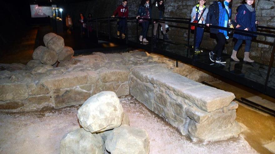 Una visita escolar al Centro das Torres Arzobispais