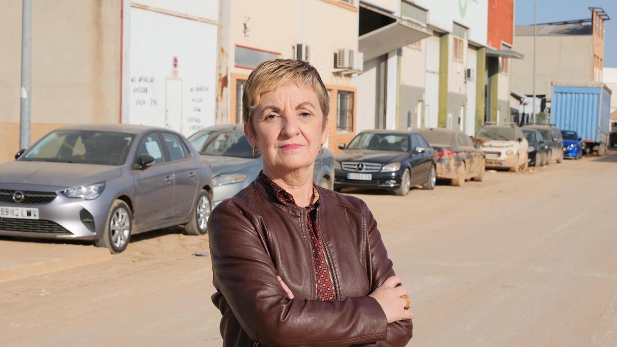 La consellera de Innovación, Industria, Comercio y Turismo y presidenta de Ivace+i, Marián Cano, en un área afectada.