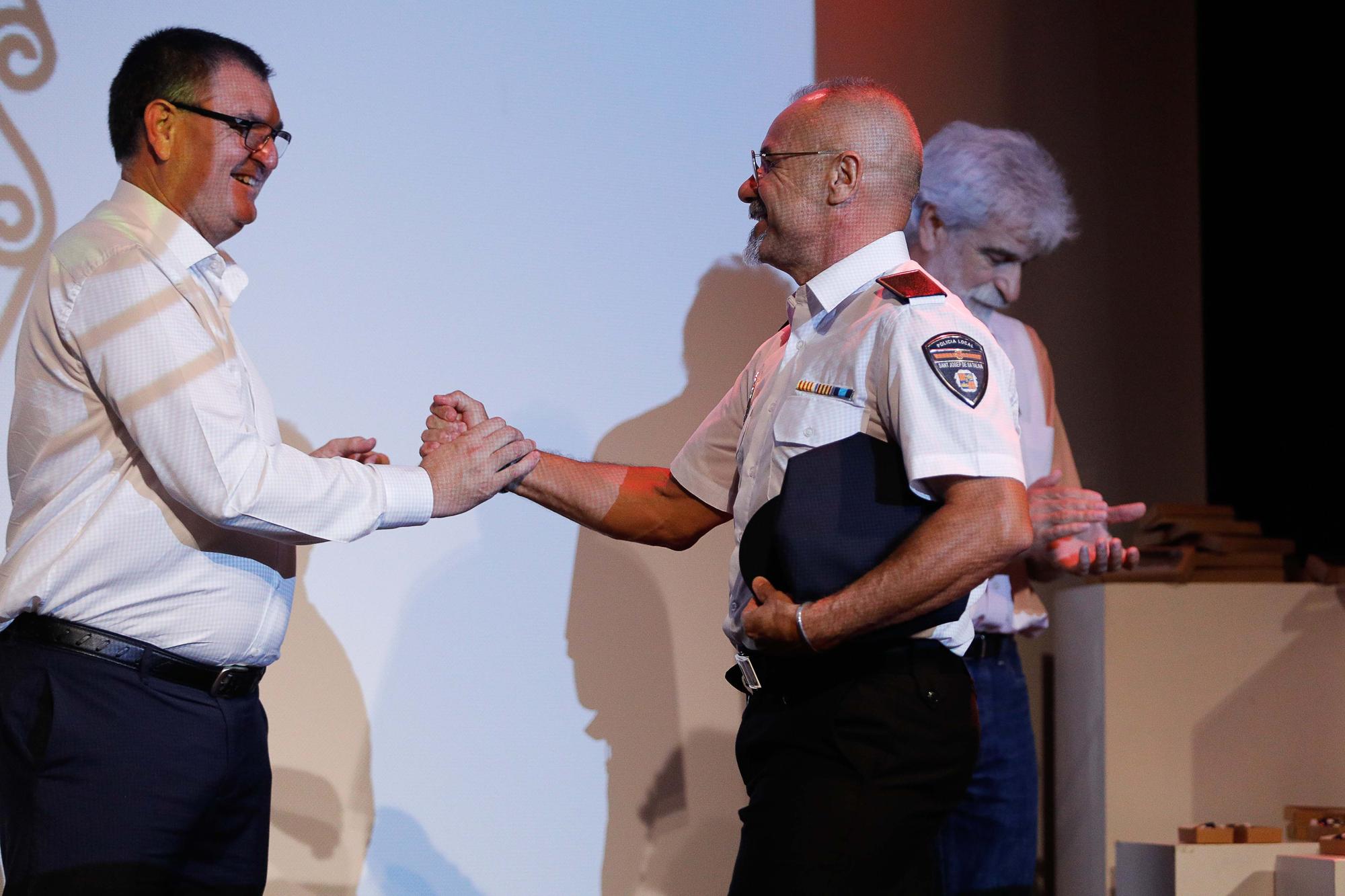 Medallas a 30 años de servicio en las policías locales de Ibiza