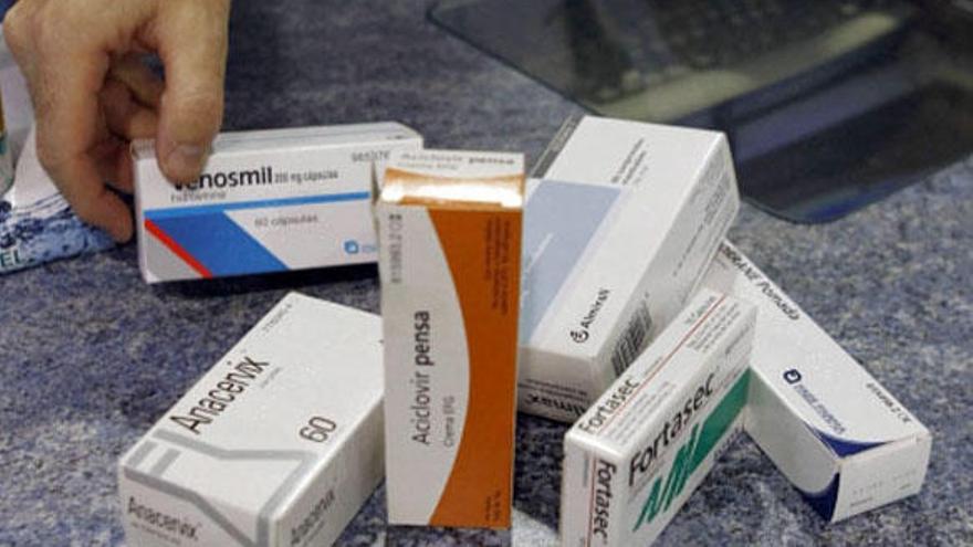Fármacos incluidos en la lista de 425 medicamentos sin financiación pública. | lp / dlp