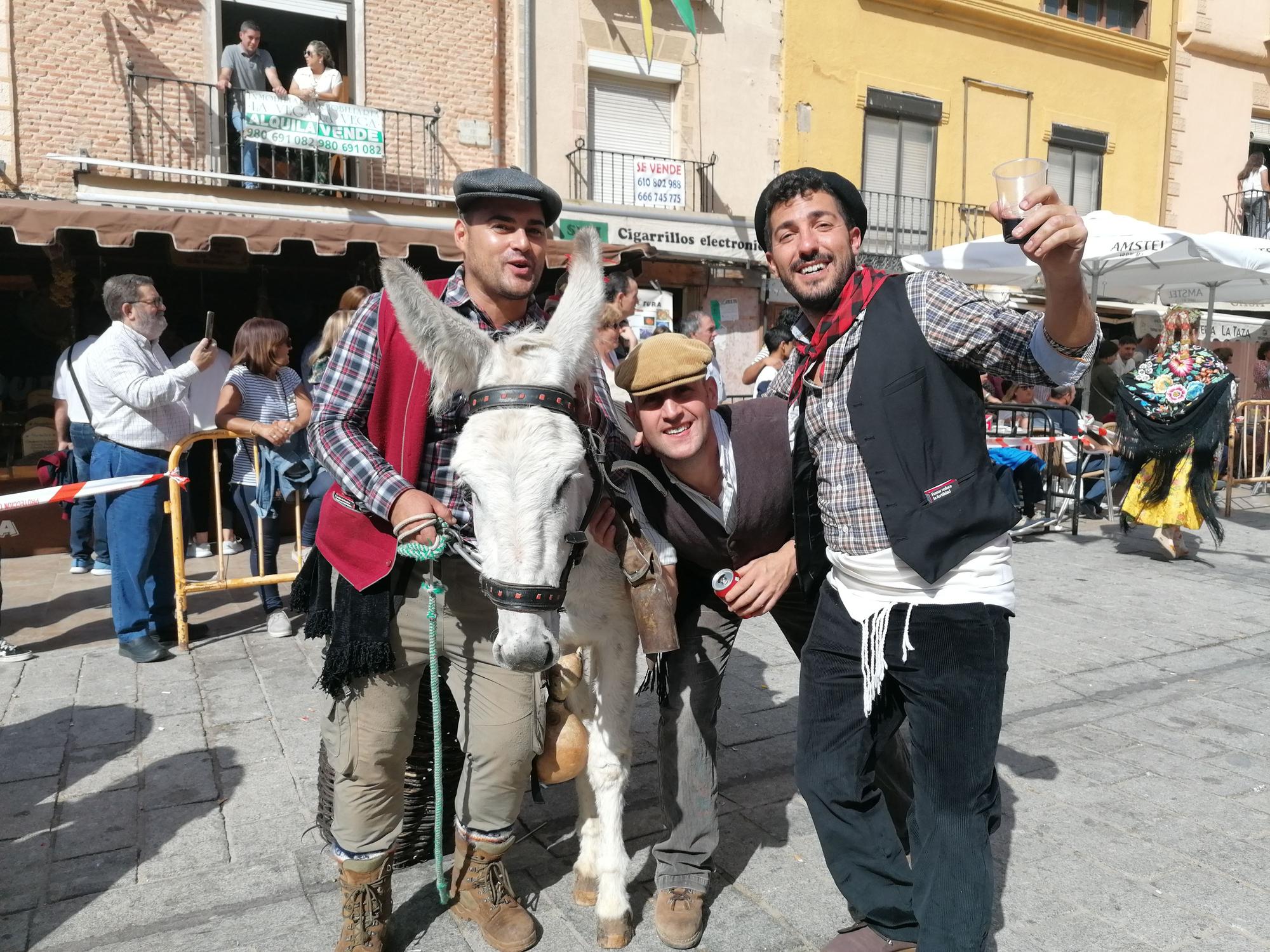 Toro revive el desfile de carros de Vendimia