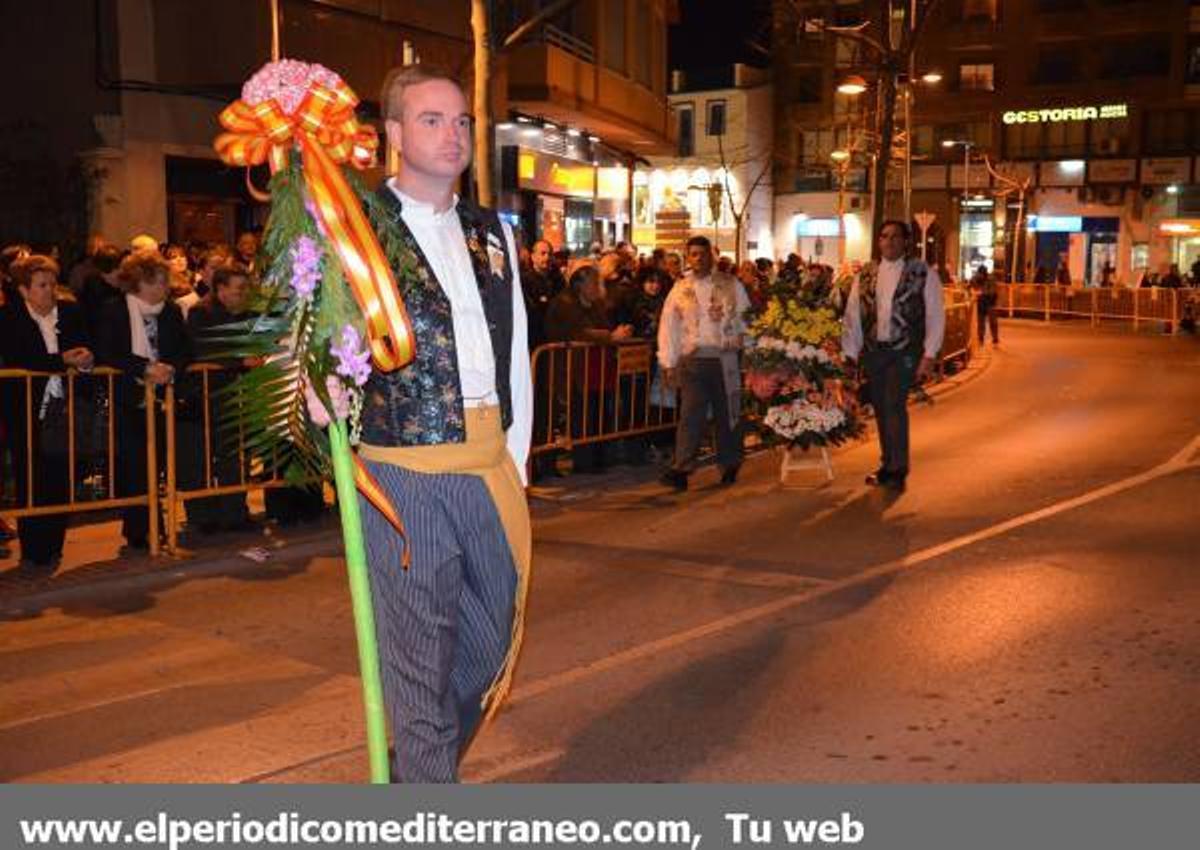 Galería de fotos: Ofrenda a la Virgen de los Desamparados en la Vall d’Uixó