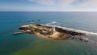 Este es el pueblo andaluz que tiene un castillo flotante conocido como el Templo de Hércules de Andalucía: aquí estuvieron Julio César y Aníbal