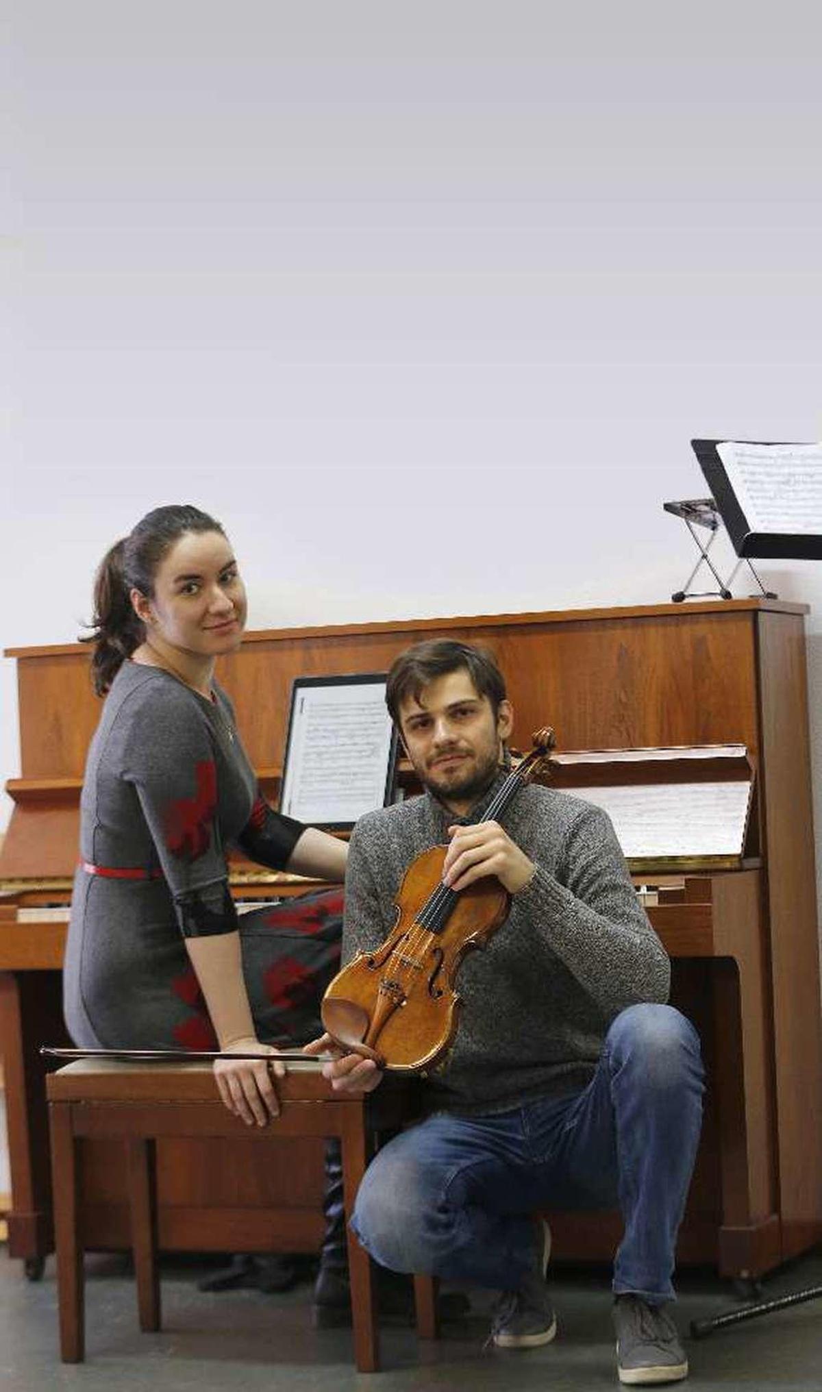 durante un ensayo en Coppelia, ayer. // R. Grobas
