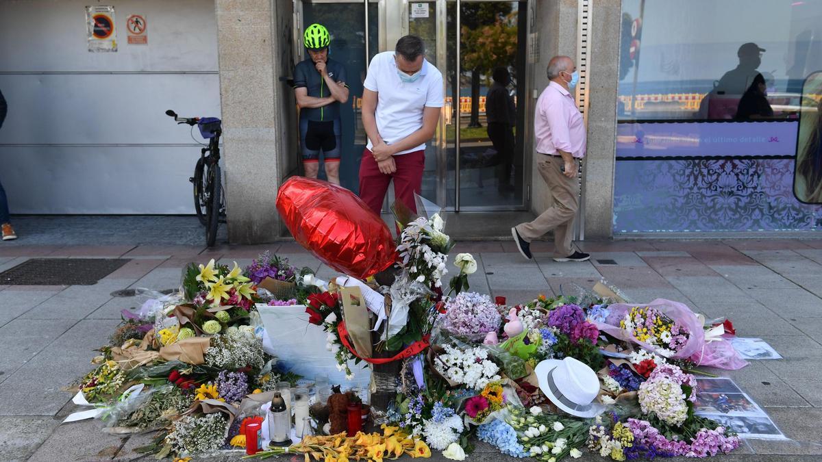 Altar en memoria de Samuel en el lugar en el que fue asesinado