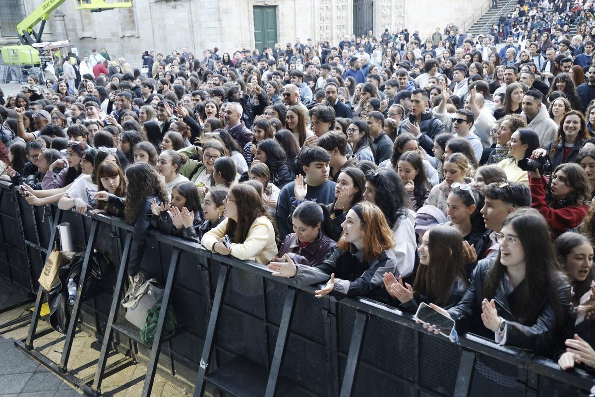 La Quintana se entrega al concierto de Los40 Santiago Pop La Quintana se entrega al concierto de Los40 Santiago Pop