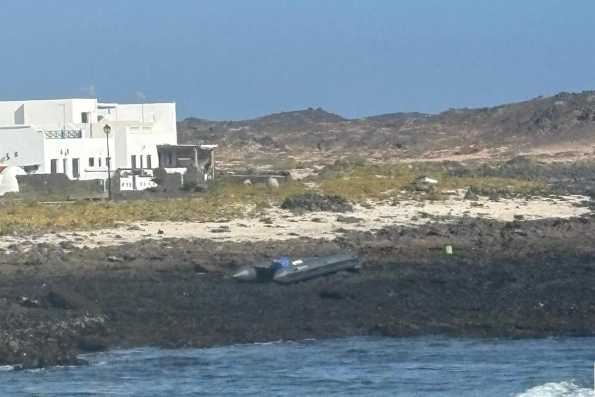 Neumática en Caleta Caballo, en el municipio de Teguise, en la que llegaron dos personas por sus propios medios