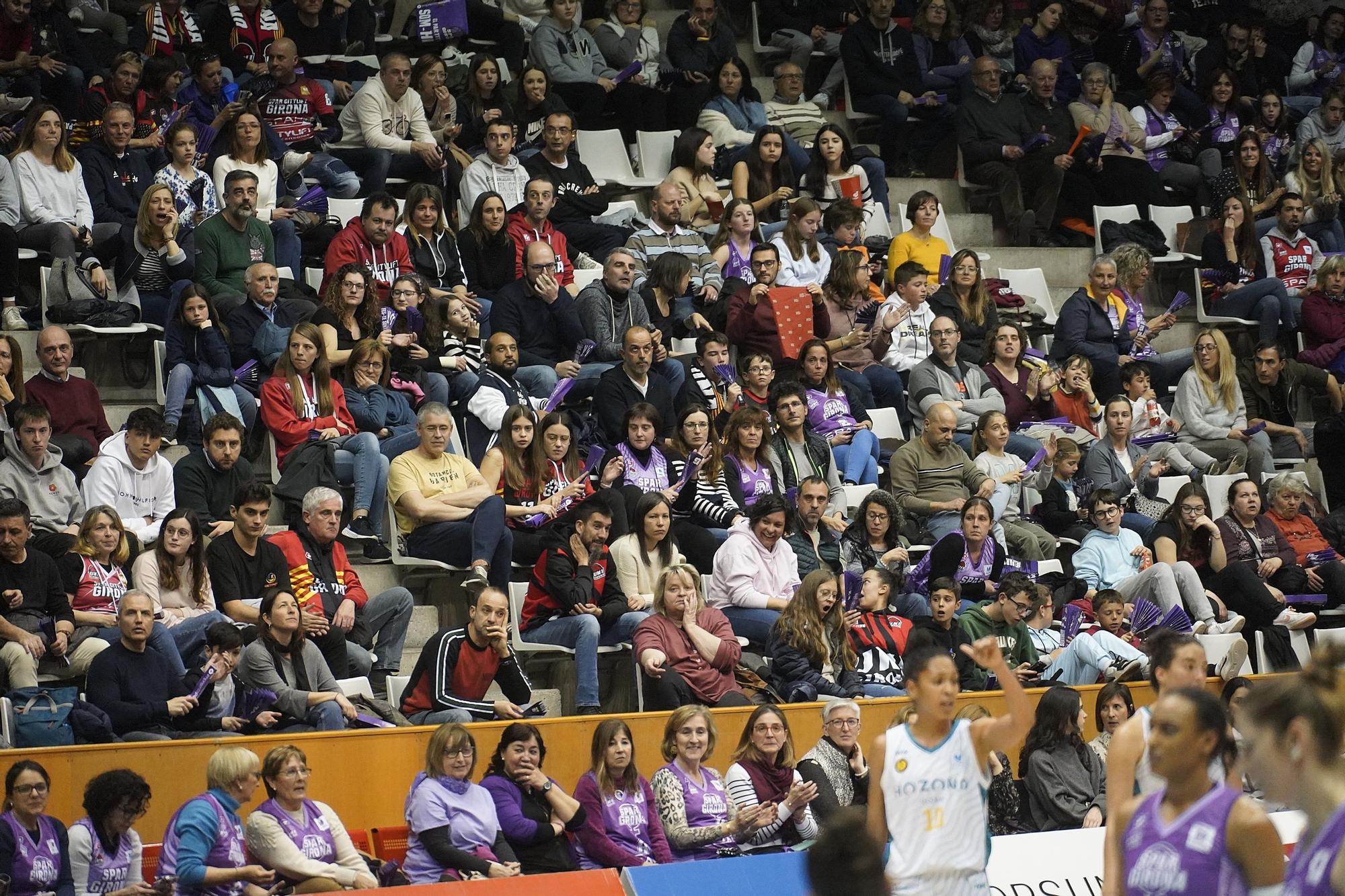 Totes les imatges del partit de l'Uni Girona contra el Jairis a Fontajau