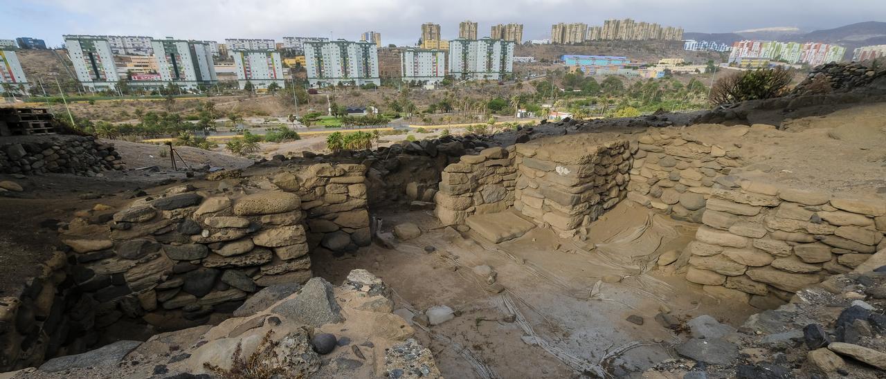 El Valle de Jinámar visto desde el yacimiento arqueológico Los Barros