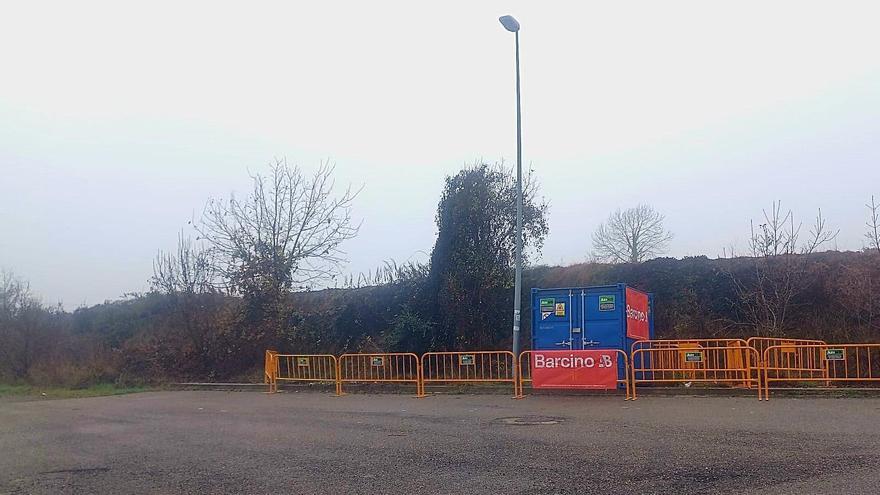 L'empresa ha col·locat tanques a la zona dels Pedregals, primer pas abans de l'inici de les obres