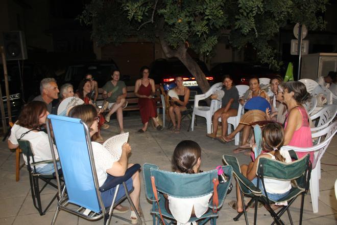 FOTOS | Xamo Xamo recupera la tradición de 'seure a la fresca' en Binissalem