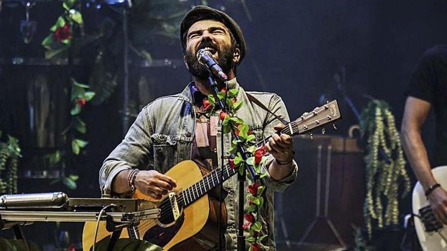 El cantante de “Alberto &amp; García”, durante el concierto. | Irma Collín