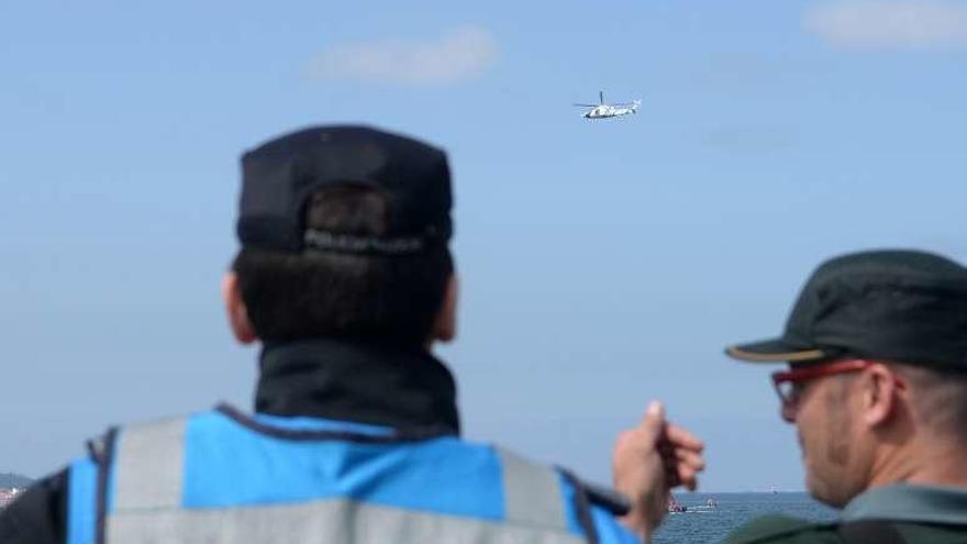 Policía Local y Guardia Civil volverán a patrullar en Cambados. // NP