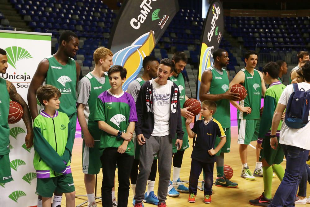 El Unicaja abre su entrenamiento al público