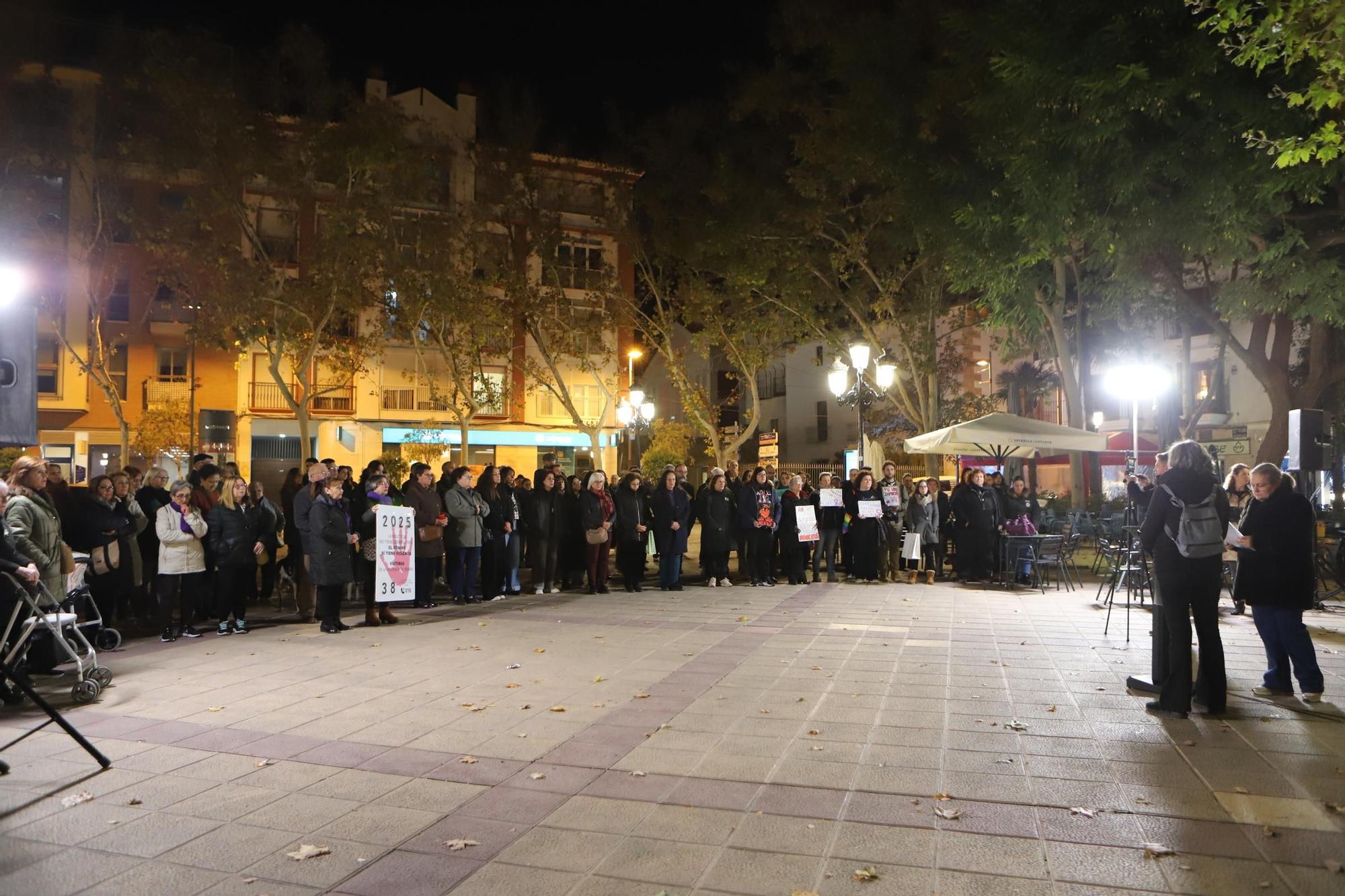 Así ha sido el acto organizado por el 25N en Lorca