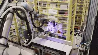 El nuevo robot con sentido del tacto de Amazon podría suplantar a los trabajadores humanos de almacén