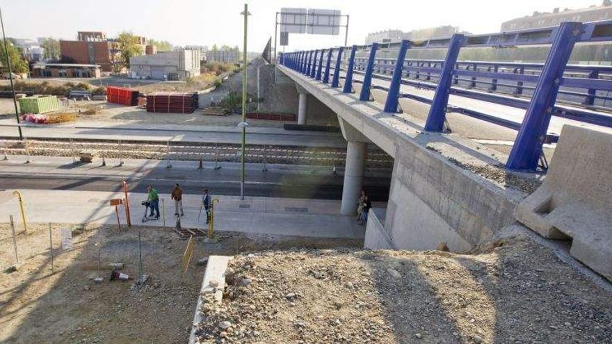 Fallecen dos jóvenes en la Ronda Norte cerca de Interpeñas