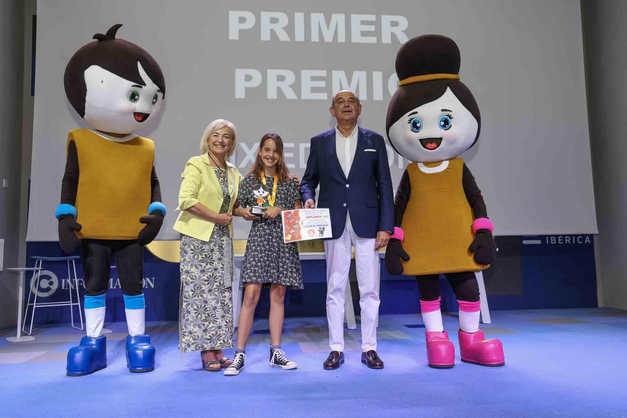 Entrega de premios del concurso infantil de relatos cortos "Cuéntame un cuento para comer" en el Club INFORMACIÓN organizado por COES
