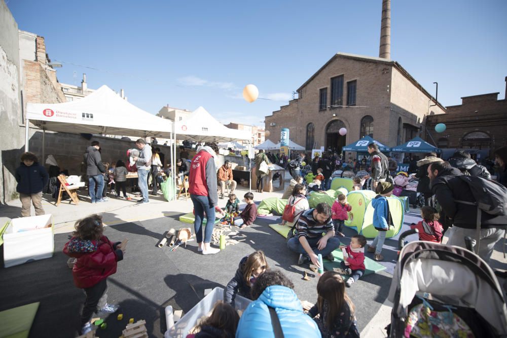 Cinc mares emprenedores organitzen una jornada infantil a l''Anònima