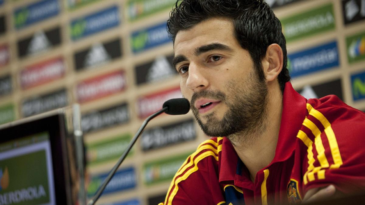 Raúl Albiol durante una rueda de prensa como jugador de la Selección Española.
