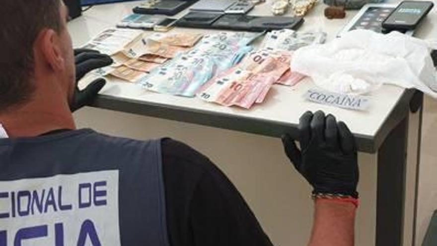 Cinco detenidos por traficar con drogas en la zona norte de Alicante