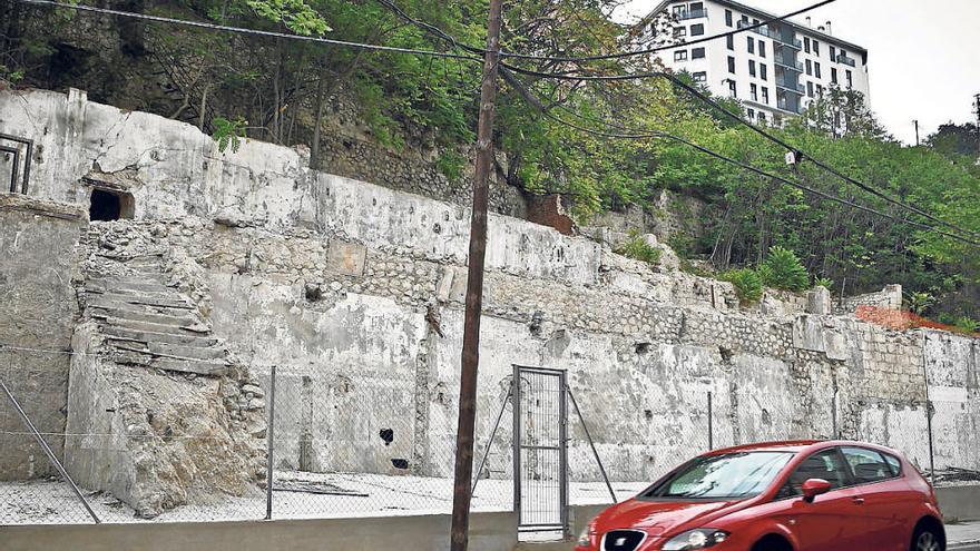 Alcoy habilitará un parking y un acceso peatonal al Campus en el solar de Ceres