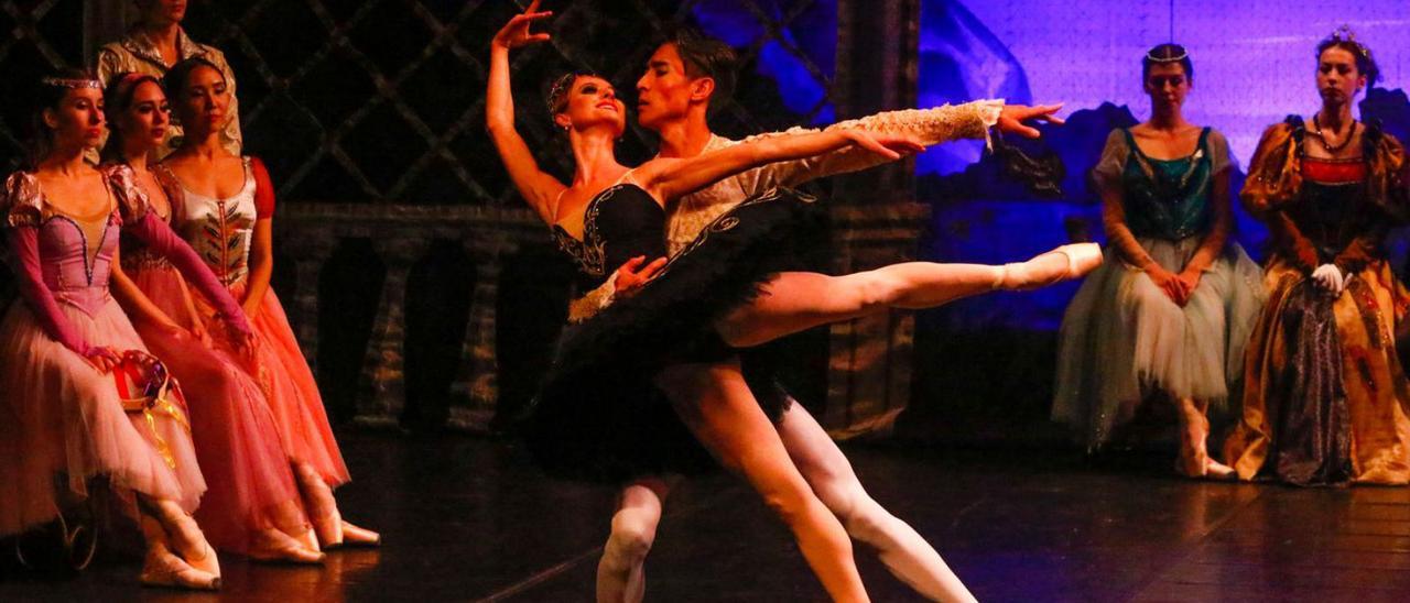 Un espectáculo de ballet anterior en el Auditorio de Vilagarcía.   | //  IÑAKI ABELLA