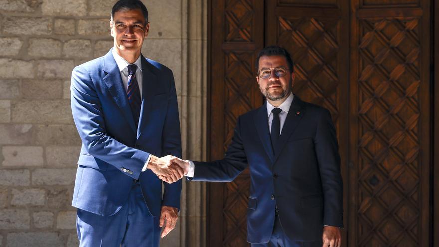 Sánchez y Aragonès se reúnen en Cataluña para rubricar un nuevo traspaso